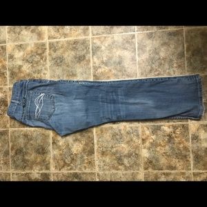 Cowgirl tuff dont fence me in